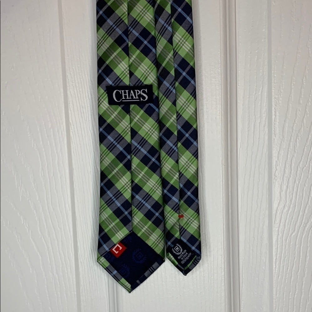 Chaps Green and Blue Plaid Boy’s Neck Tie Classic Accessories - Picture 2 of 9